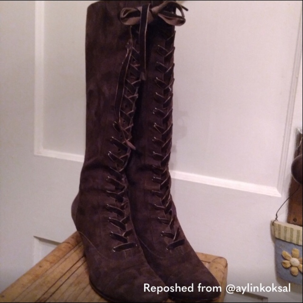 Aerosoles Vintage Laced Suede Boots😎🤎